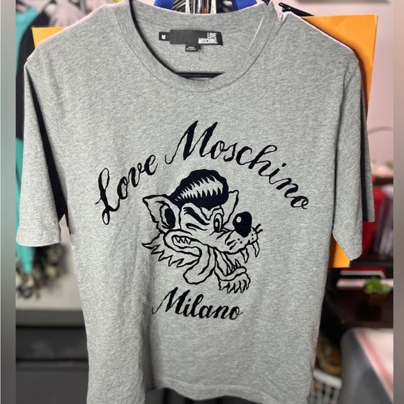 Moschino Tops - 🎉H.P.!!🎊 LOVE MOSCHINO MILANO UNISEX GRAY TEE SHIRT SIZE M